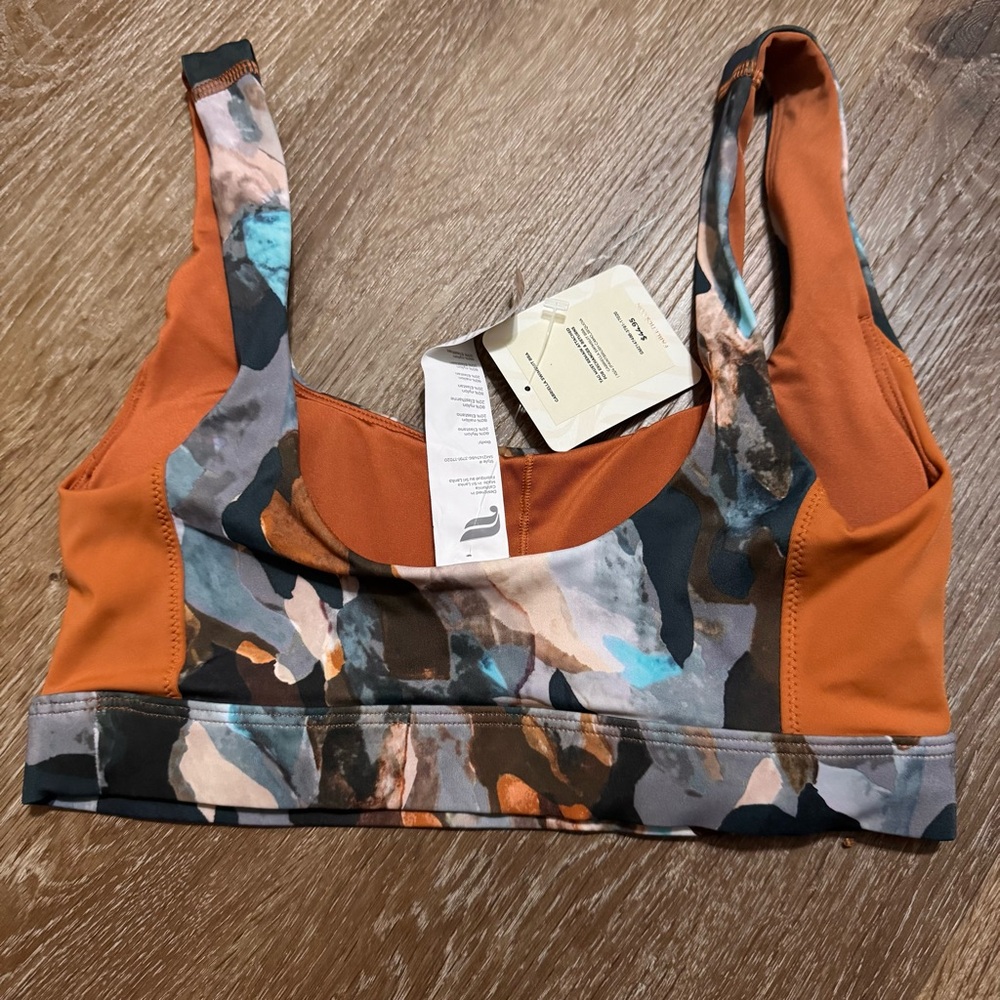 Fabletics Gabriella Swimsuit Bra - Picture 5 of 7